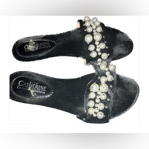 Pearls and velvet slides​